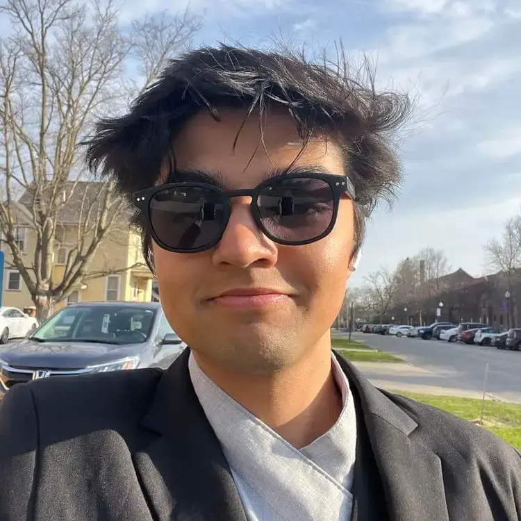 Avaash's Profile Photo (headshot)